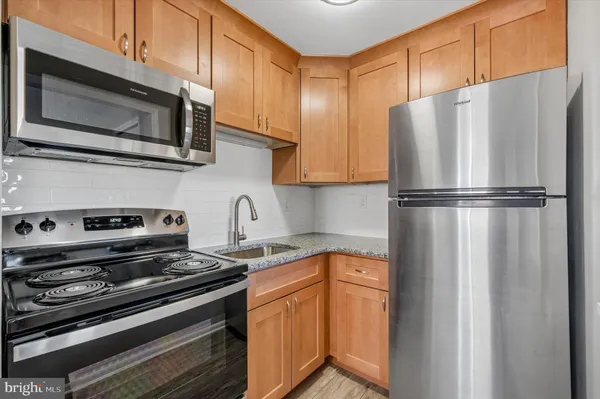 $1,325 | 644 Maryland Avenue, Unit 2, Prospect Park, PA 19076