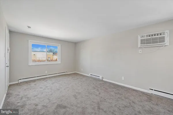 $1,325 | 644 Maryland Avenue, Unit 2, Prospect Park, PA 19076