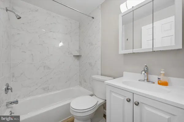 $1,325 | 644 Maryland Avenue, Unit 2, Prospect Park, PA 19076