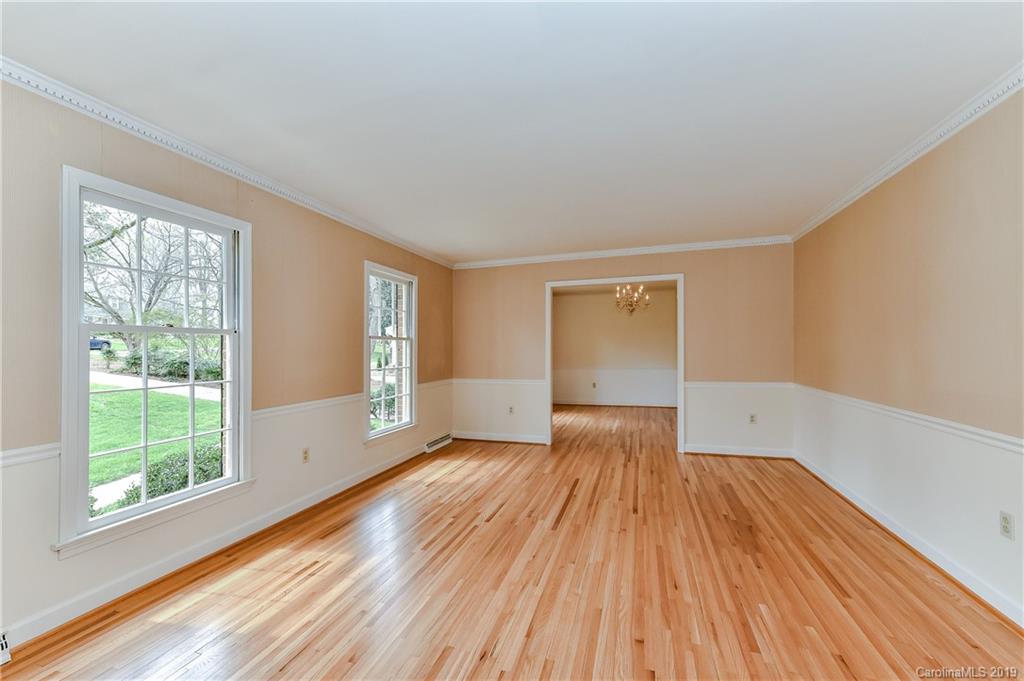 3606 Huckleberry Road Charlotte, NC 28210 - Photo 7 of 36 Gallery Image 7
