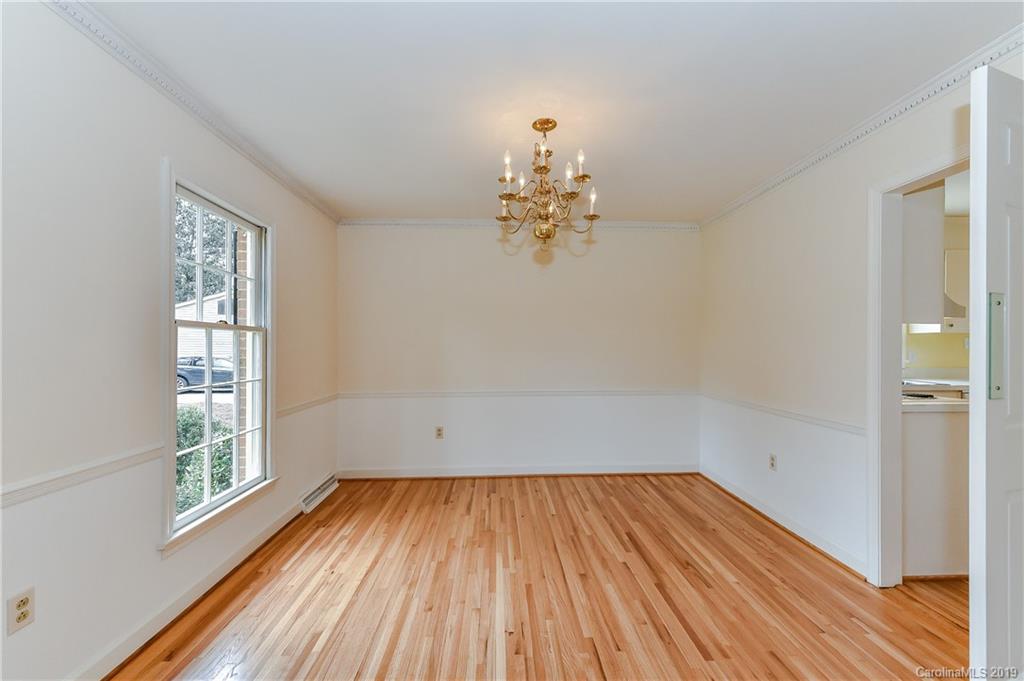 3606 Huckleberry Road Charlotte, NC 28210 - Photo 8 of 36 Gallery Image 8