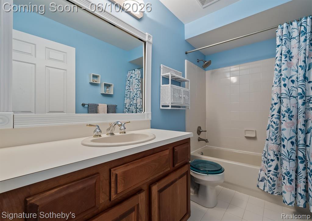 602 Appoline Court Rochester, MI 48307 - Photo 23 of 37