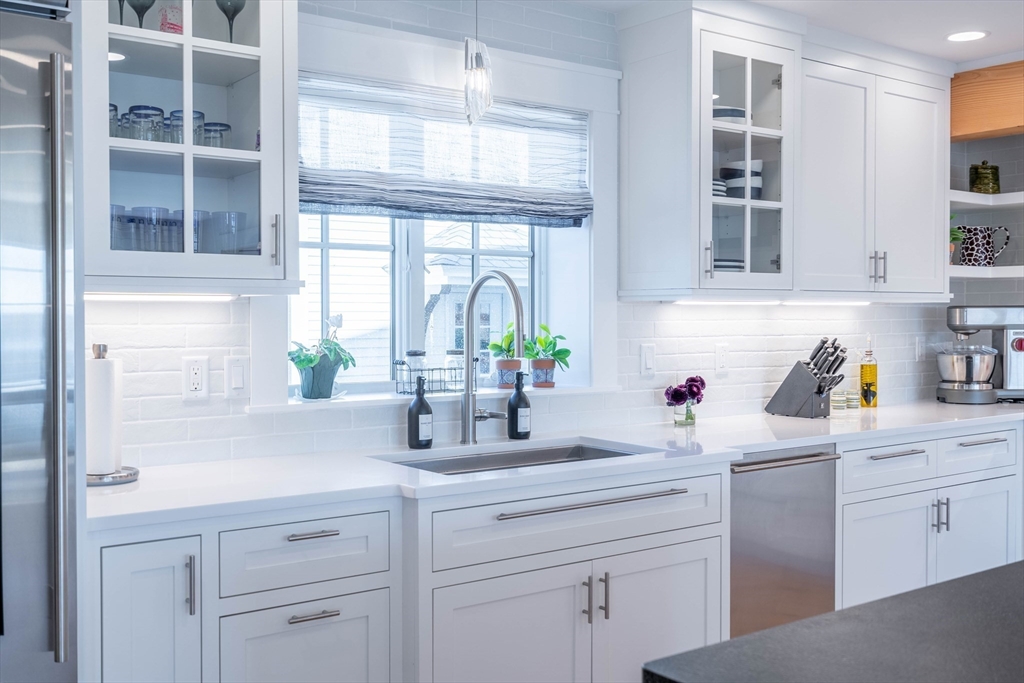 61 Chickering Road Spencer, MA 01562 - Photo 13 of 42