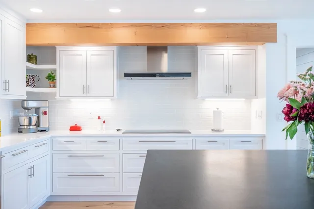 $2,185,000 | 61 Chickering Road, Spencer, MA 01562