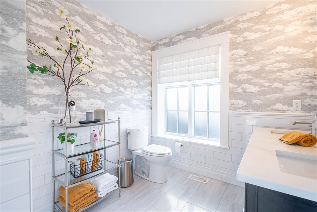 61 Chickering Road Spencer, MA 01562 - Photo 23 of 42