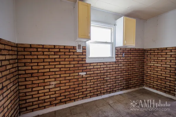 $55,000 | 762 Webster Circle East, Kankakee, IL 60901