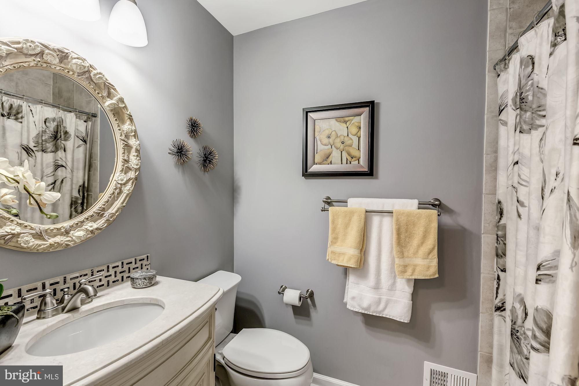 8118 Rhodell Lane Springfield, VA 22153 - Photo 36 of 46 Second Upstairs Full Bath