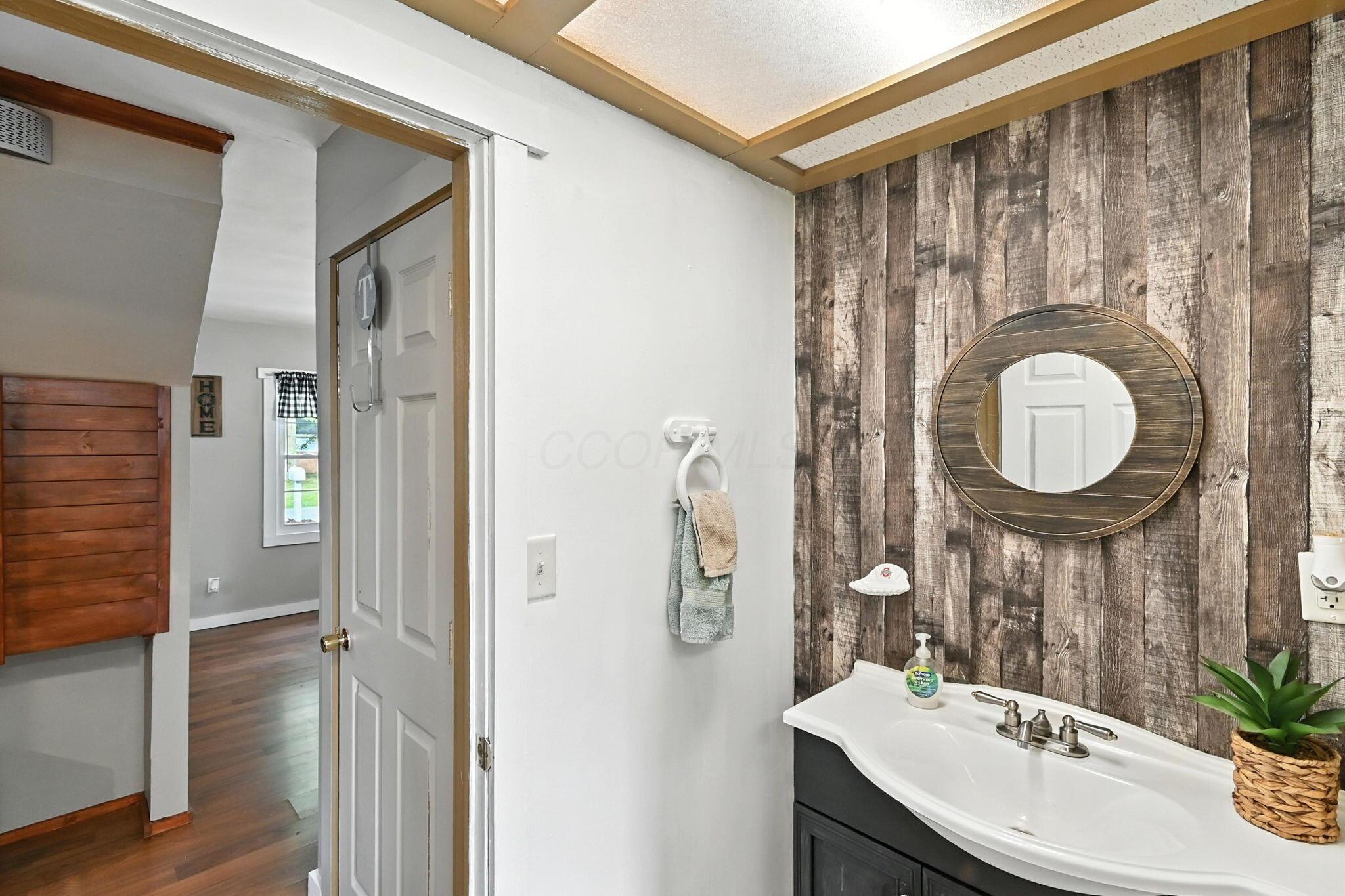 11372 Kickapoo Path Lakeview, OH 43331 - Photo 14 of 22 kickapoo bathroom down