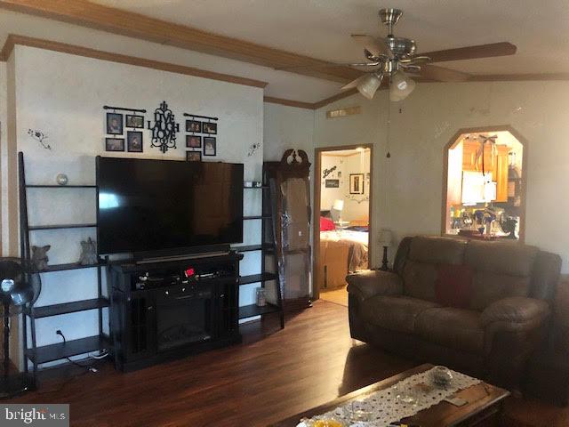 110 Ritz Avenue Reading, PA 19606 - Photo 4 of 16 Gallery Image 4