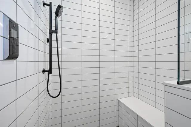 $999,900 | 1077 Brookwood Drive, Green Bay, WI 54304