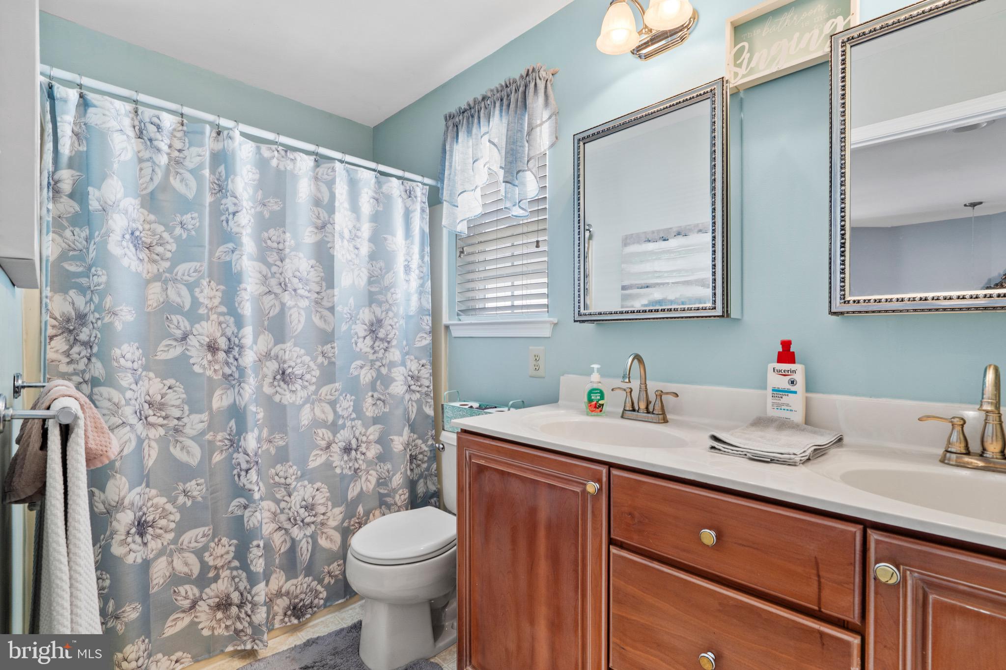 46 Valentine Road Warminster, PA 18974 - Photo 26 of 33 Gallery Image 26