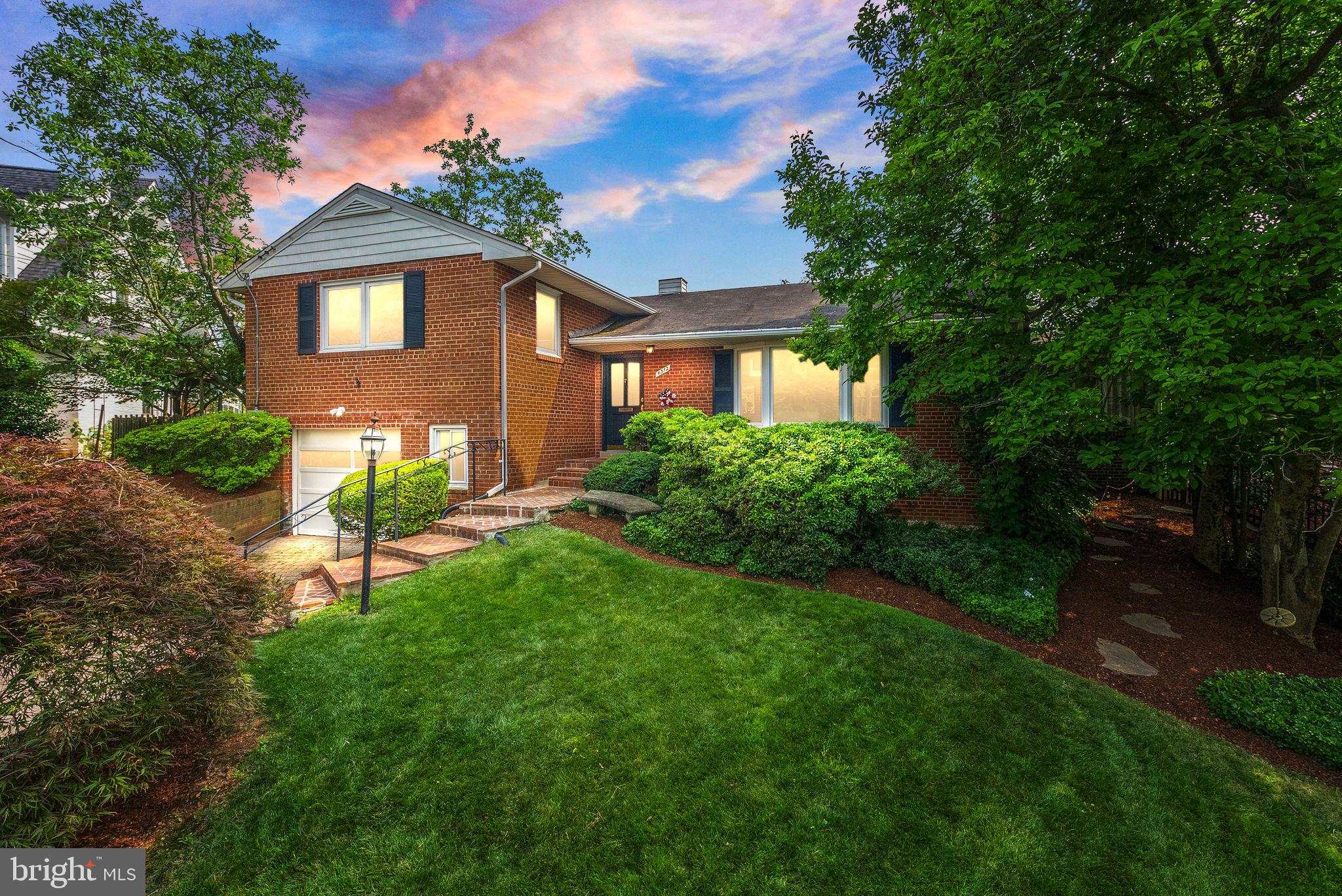 4312 37th Road North Arlington, VA 22207 - Photo 2 of 60 Gallery Image 2