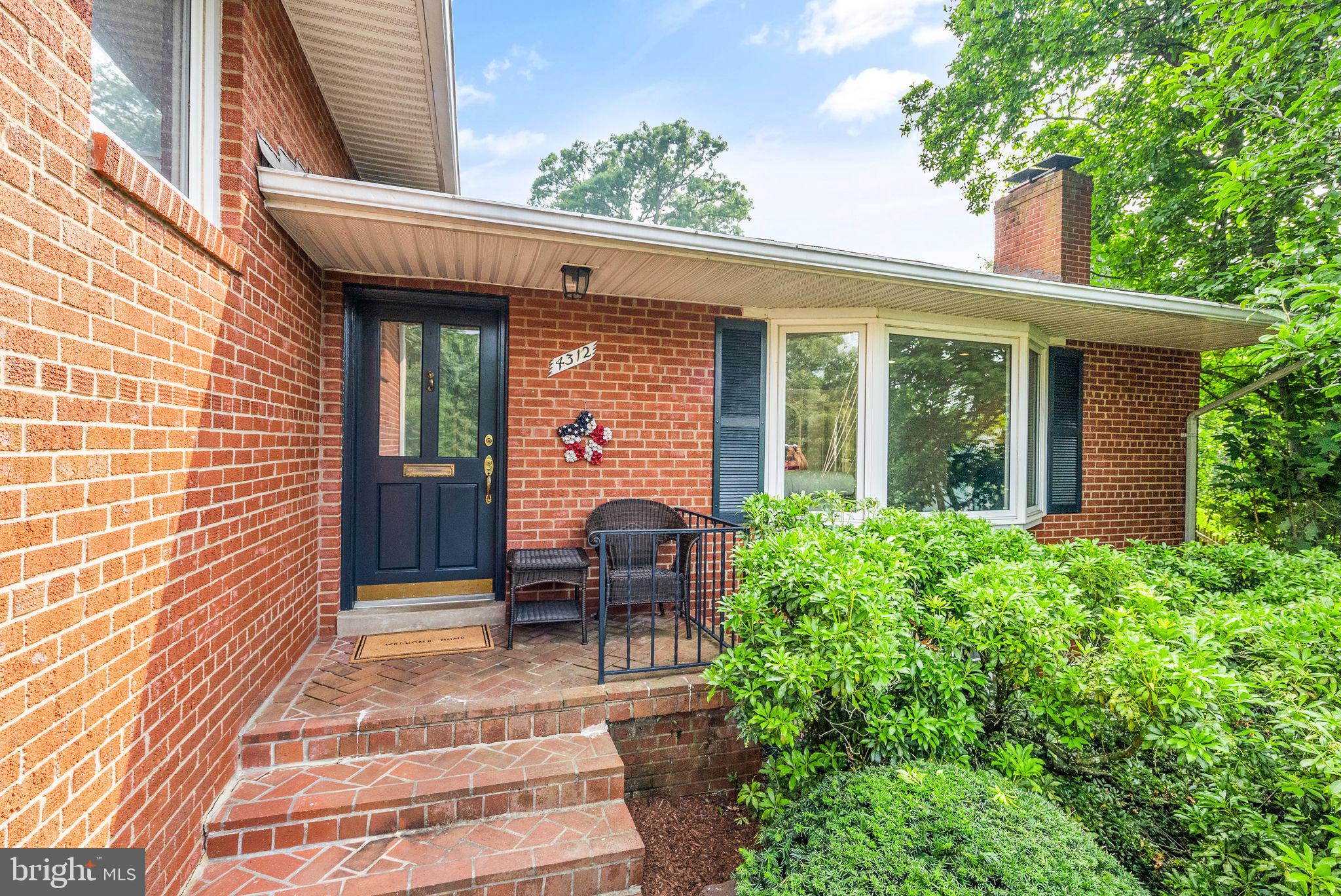 4312 37th Road North Arlington, VA 22207 - Photo 3 of 60 Gallery Image 3