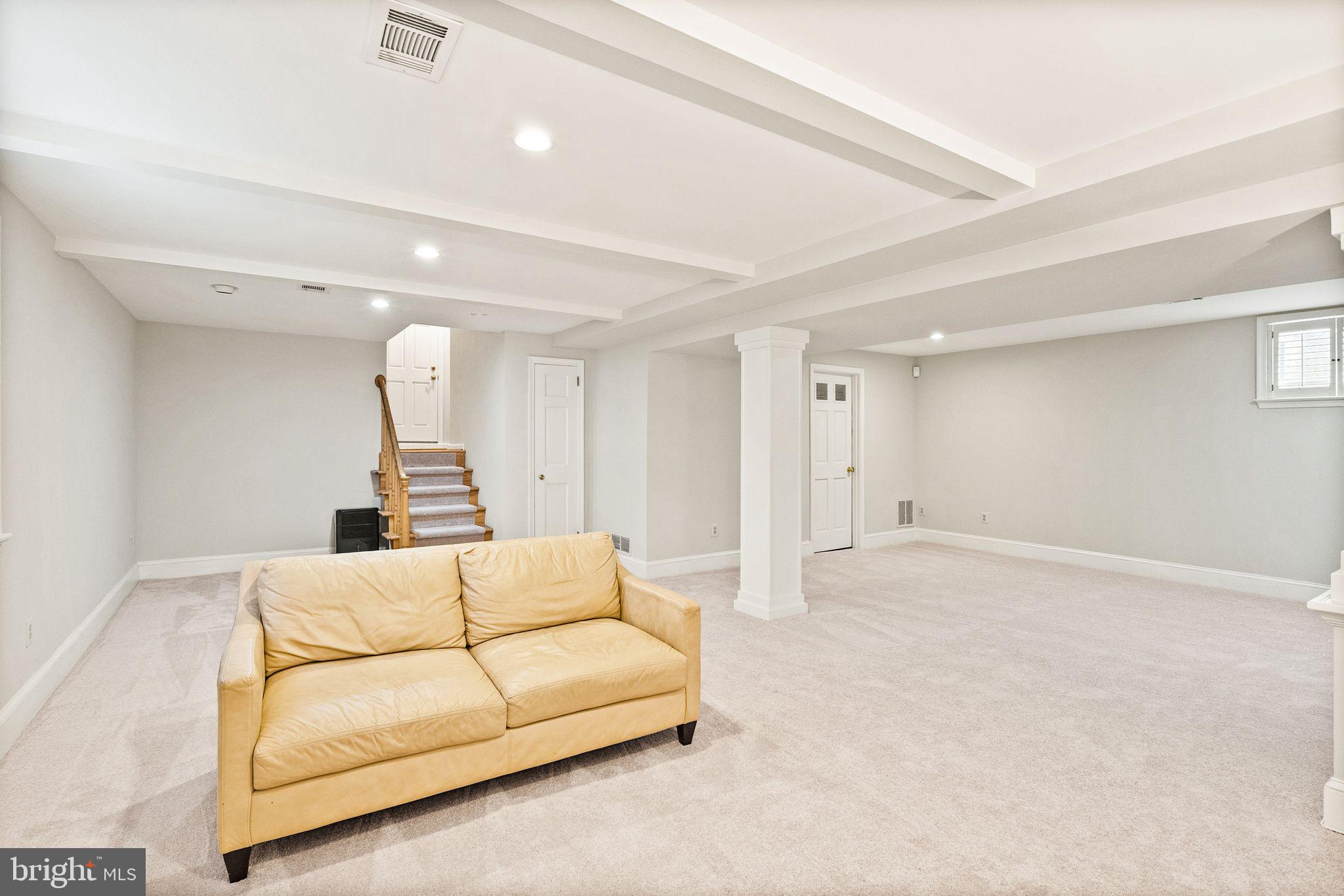 4312 37th Road North Arlington, VA 22207 - Photo 46 of 60 Gallery Image 46
