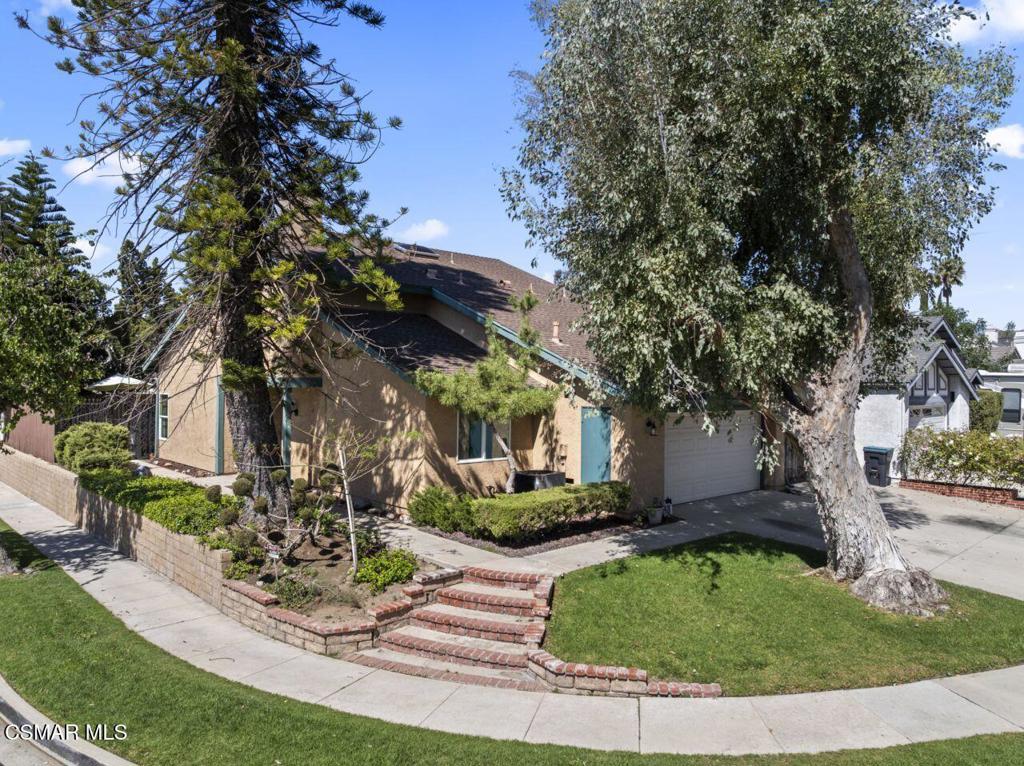 2461 Pinewood Place Simi Valley, CA 93065 - Photo 25 of 27