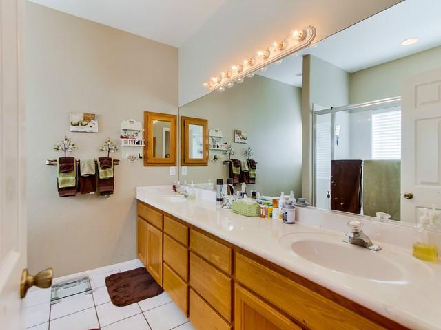 26009 Matlin Road Ramona, CA 92065 - Photo 16 of 25 Gallery Image 16