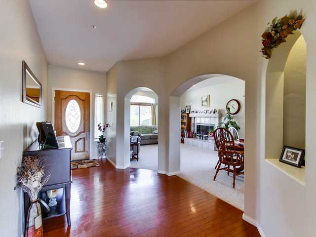 26009 Matlin Road Ramona, CA 92065 - Photo 3 of 25 Gallery Image 3