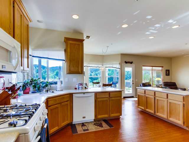 26009 Matlin Road Ramona, CA 92065 - Photo 6 of 25 Gallery Image 6