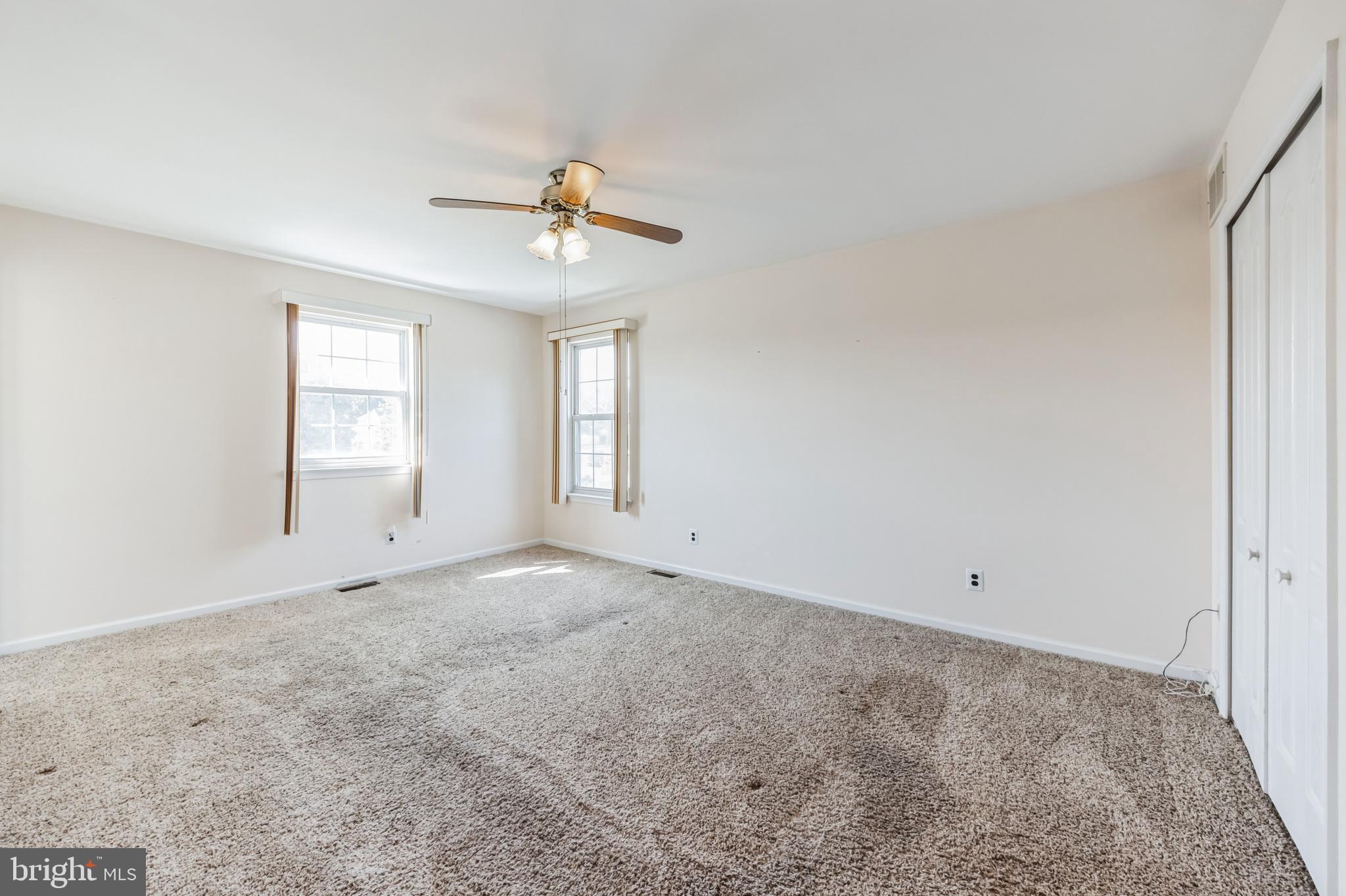 21 Hollybrook Drive Sewell, NJ 08080 - Photo 18 of 32