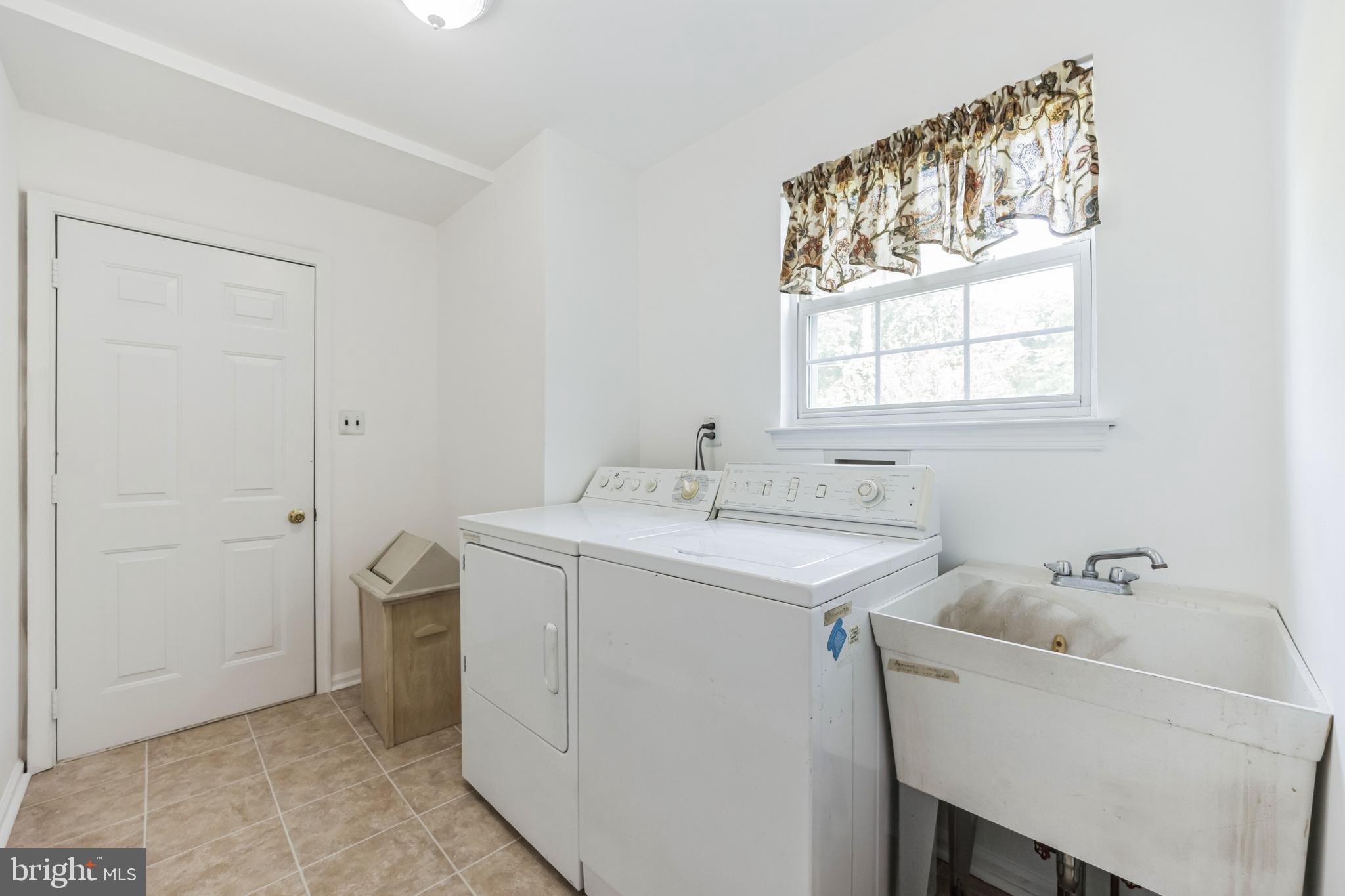 21 Hollybrook Drive Sewell, NJ 08080 - Photo 27 of 32