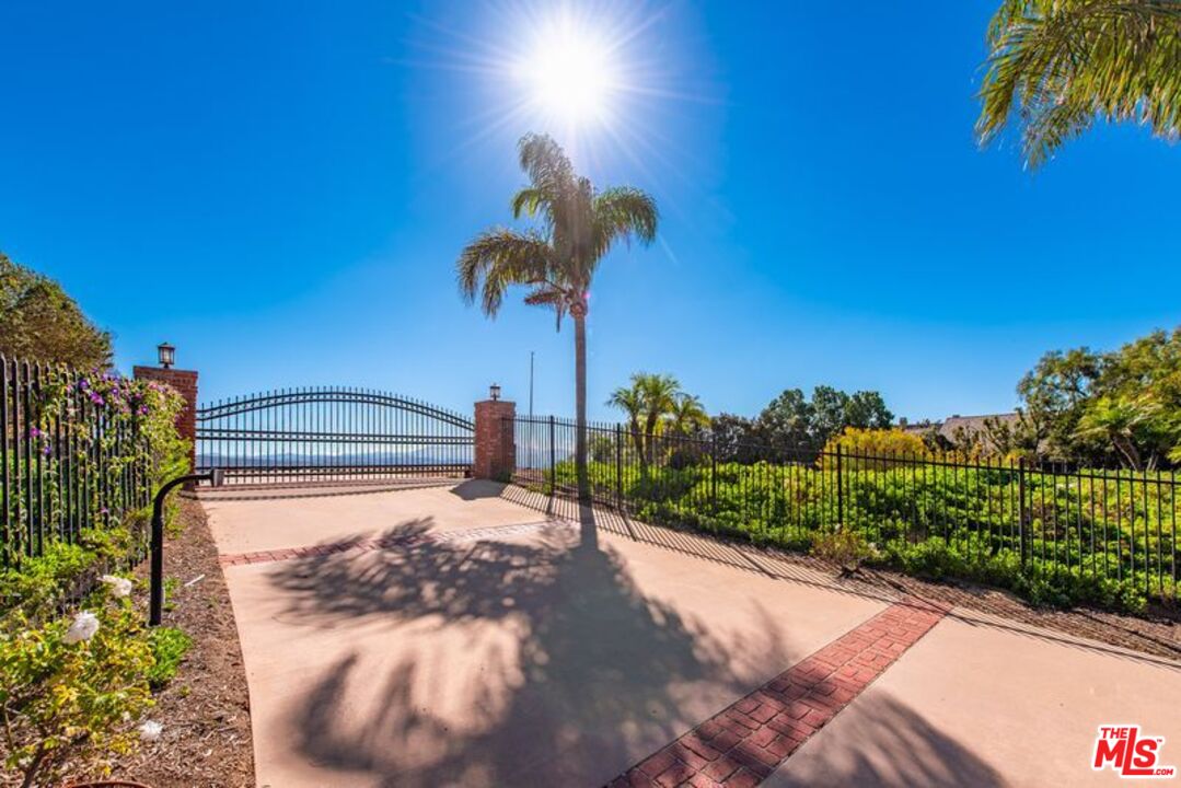 6312 Ridgecrest Lane Somis, CA 93066 - Photo 2 of 25