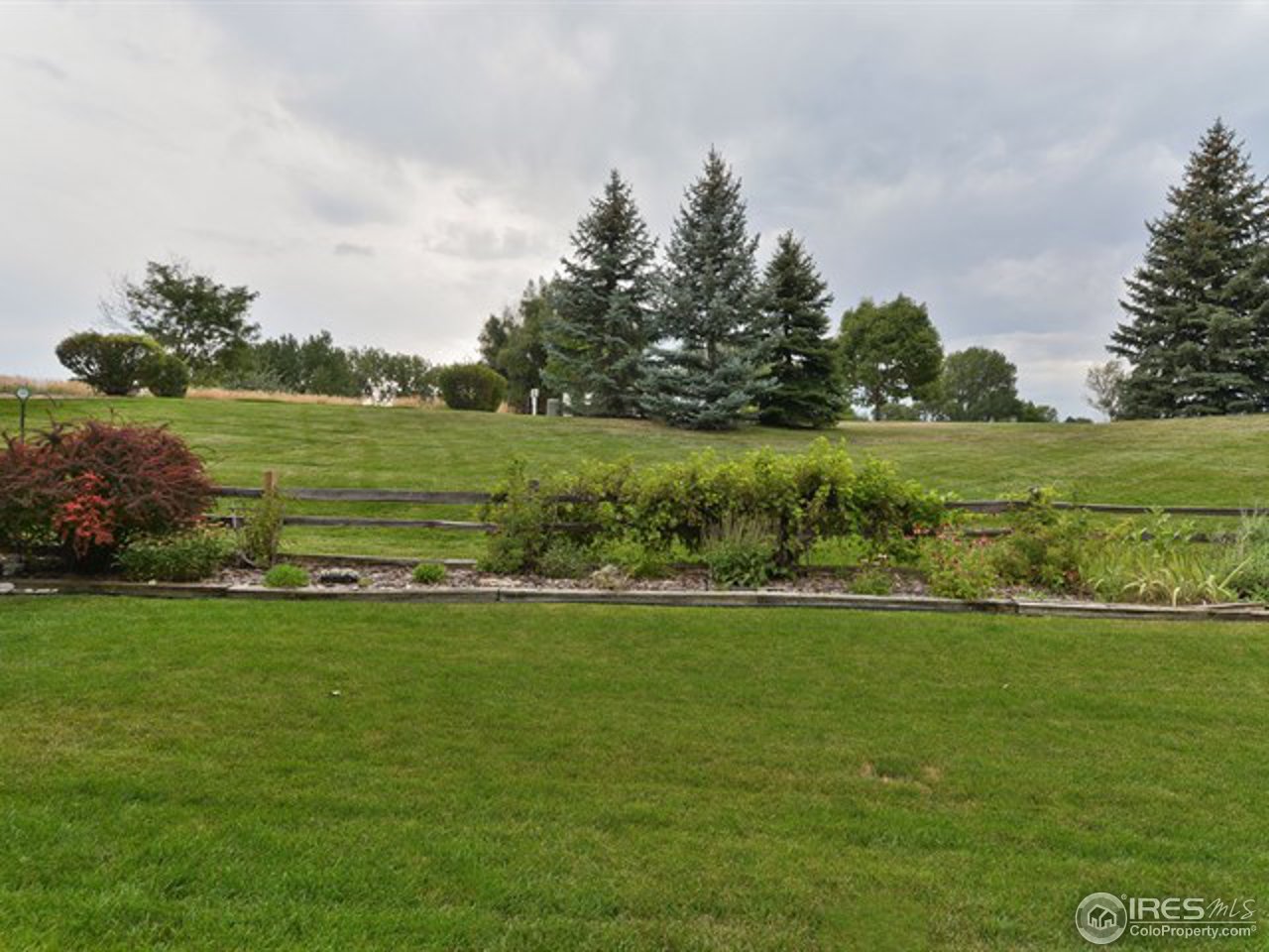 1221 Trail Ridge Road Longmont, CO 80504 - Photo 20 of 23