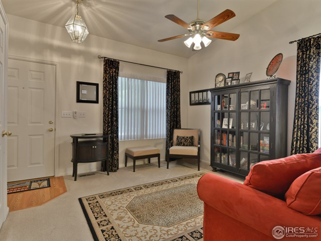 1221 Trail Ridge Road Longmont, CO 80504 - Photo 4 of 23