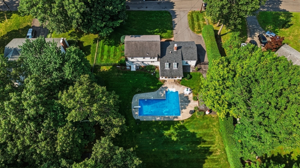 71 Cedar Road Longmeadow, MA 01106 - Photo 2 of 40 Gallery Image 2
