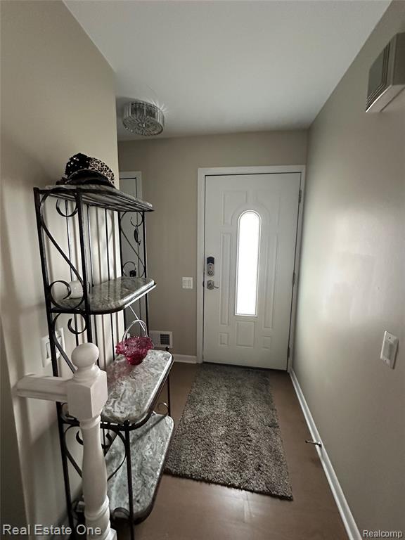 410 Willow Grove Lane Rochester Hills, MI 48307 - Photo 15 of 37