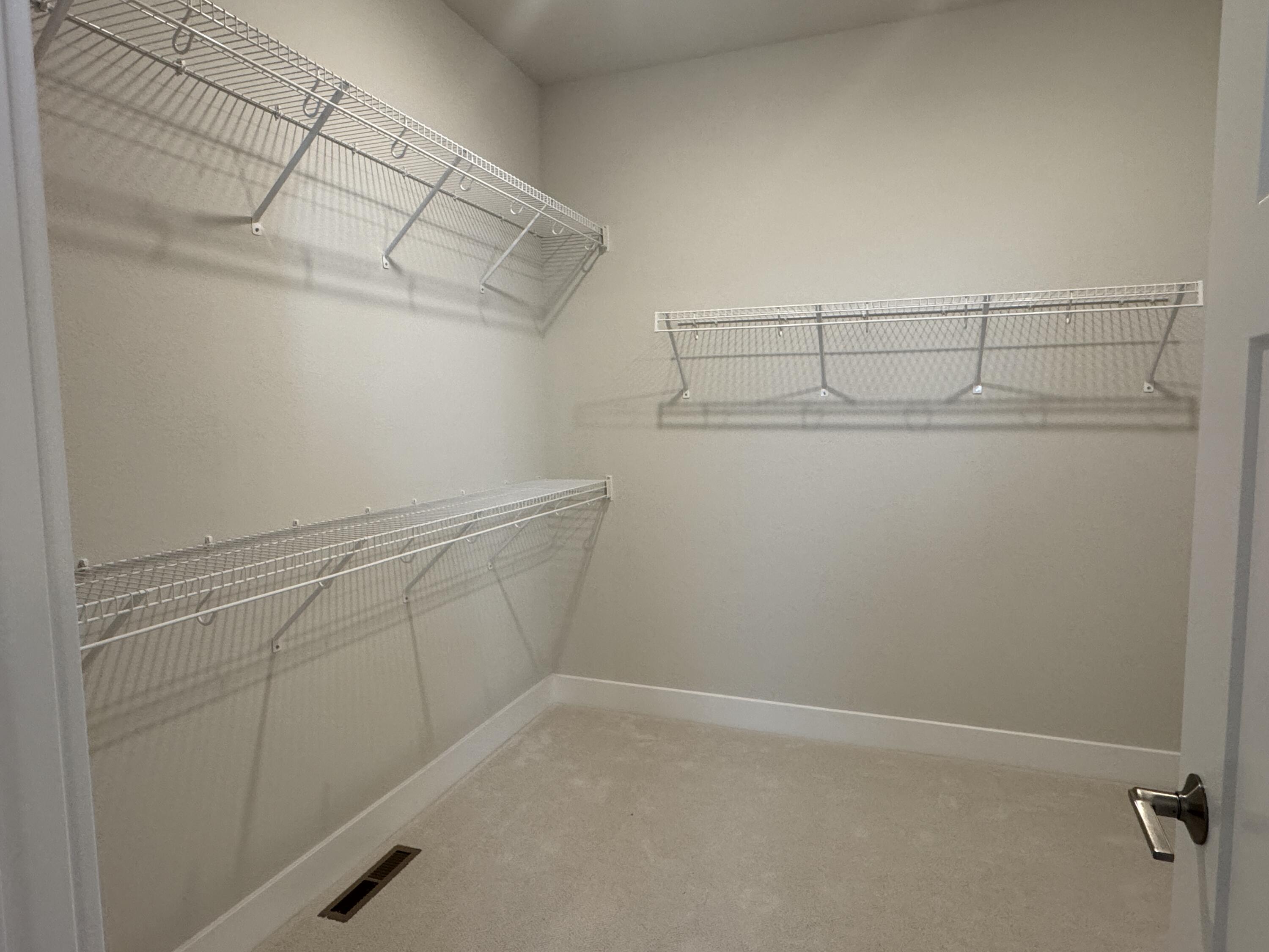 528 Kiddle Lane Union Grove, WI 53182 - Photo 11 of 28 IMG_4370