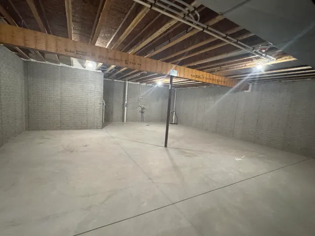 $634,900 | 528 Kiddle Lane, Union Grove, WI 53182