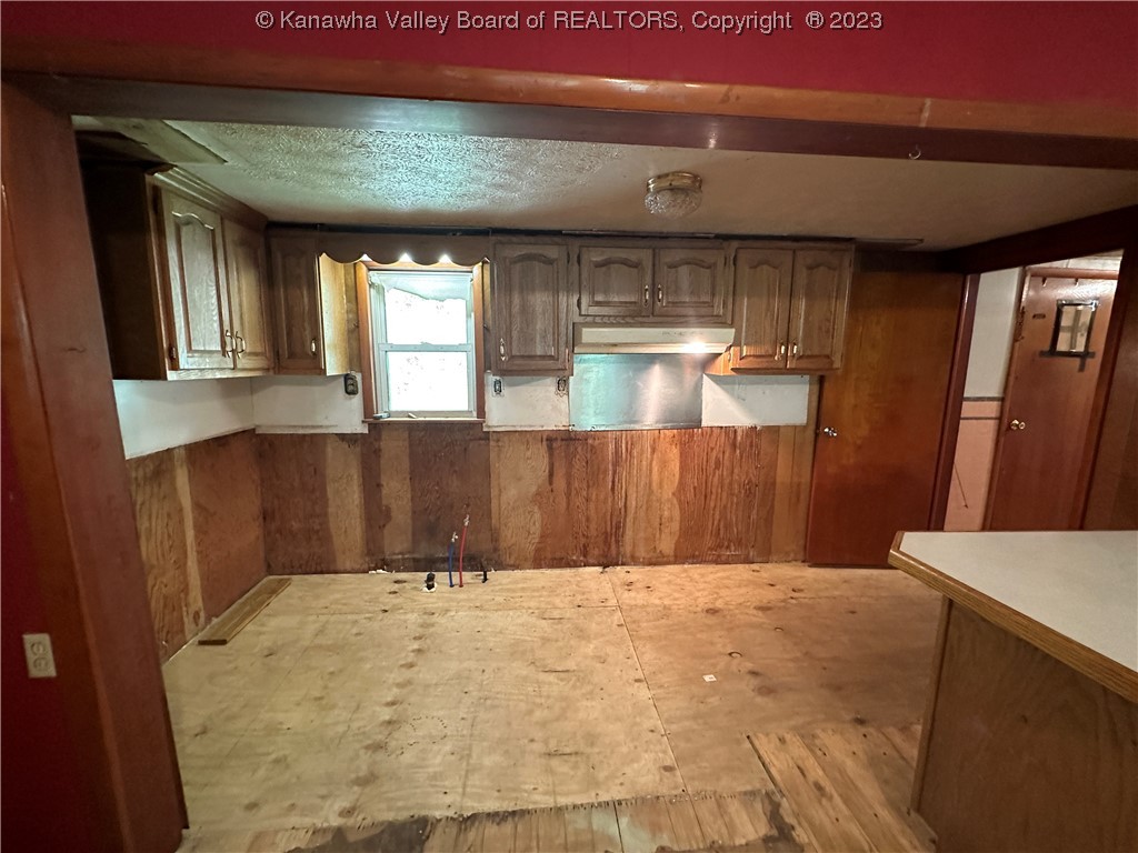125 East Fork Road Harts, WV 25524 - Photo 22 of 43 Gallery Image 22