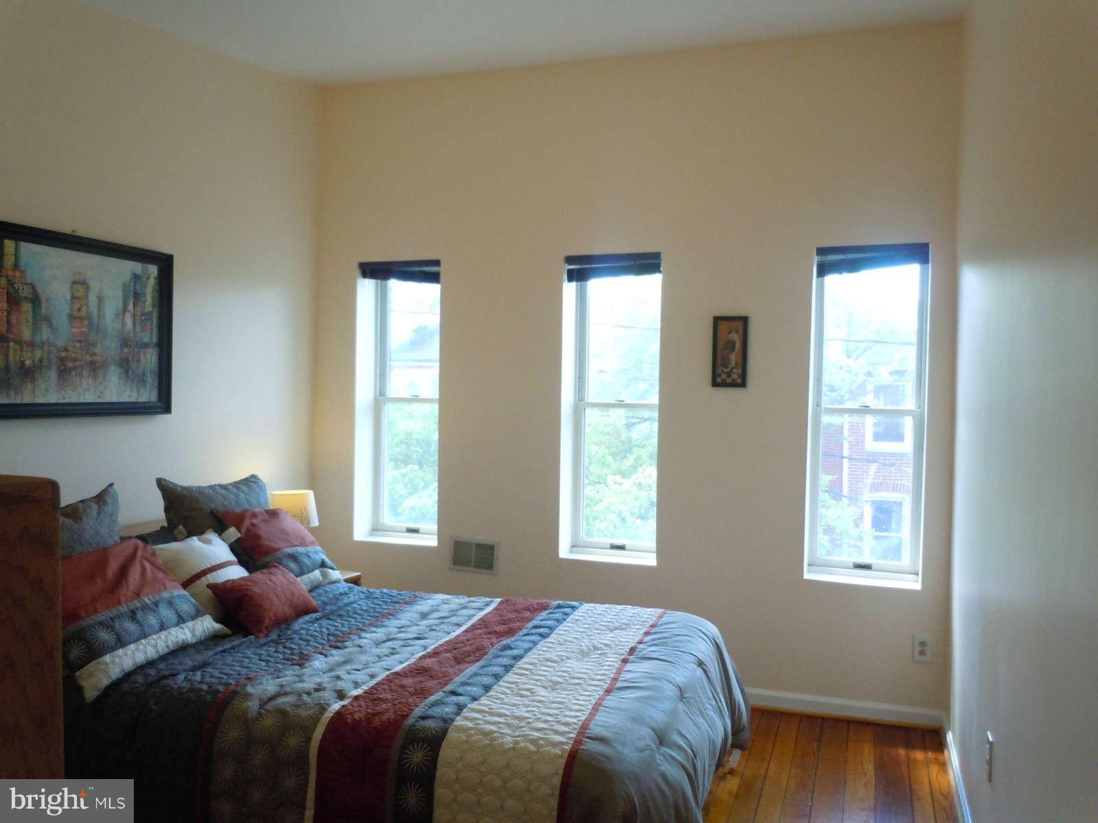 1231 Riverside Avenue Baltimore, MD 21230 - Photo 20 of 30 Bedroom