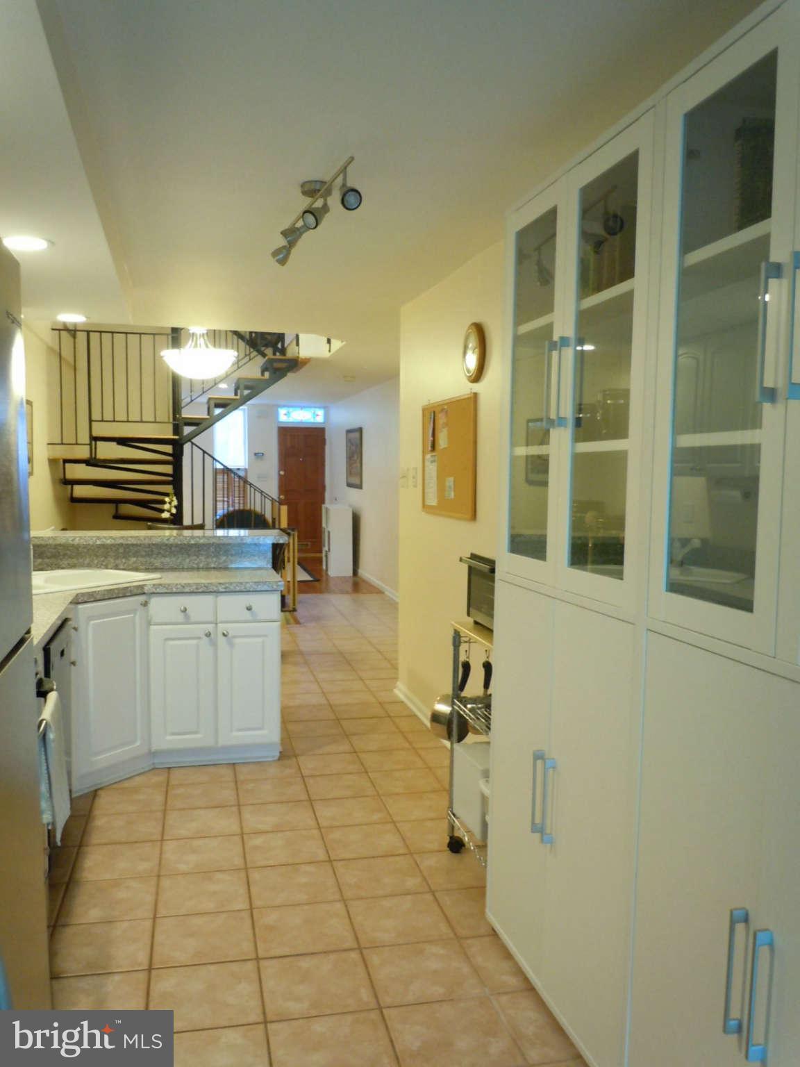 1231 Riverside Avenue Baltimore, MD 21230 - Photo 8 of 30 Kitchen