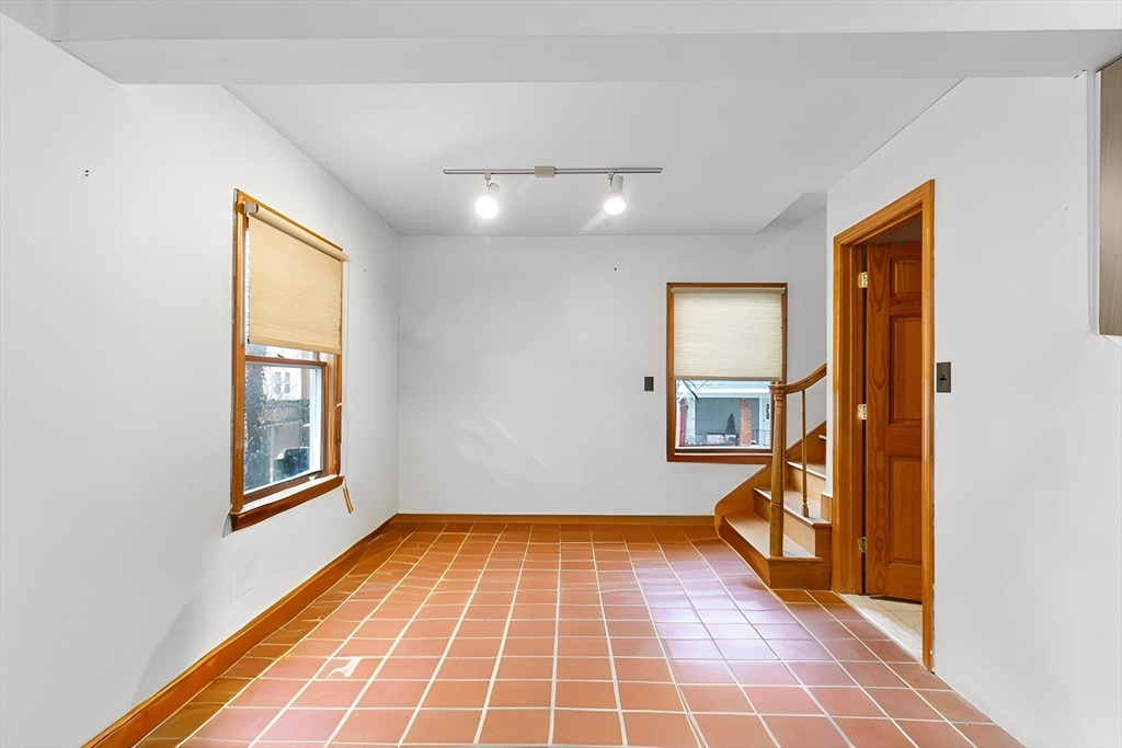 11 Barbara Terrace Watertown, MA 02472 - Photo 12 of 27