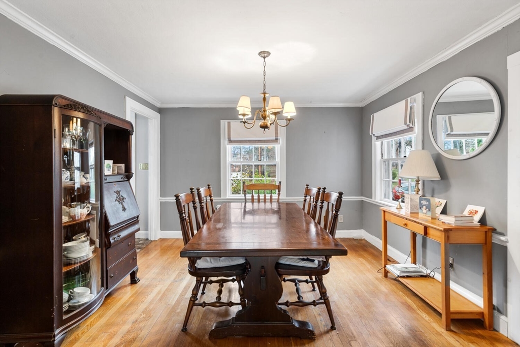 11 Barbara Terrace Watertown, MA 02472 - Photo 7 of 27