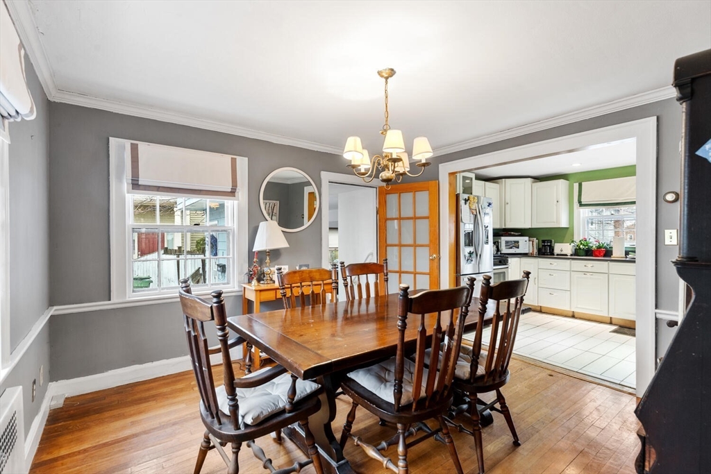 11 Barbara Terrace Watertown, MA 02472 - Photo 8 of 27