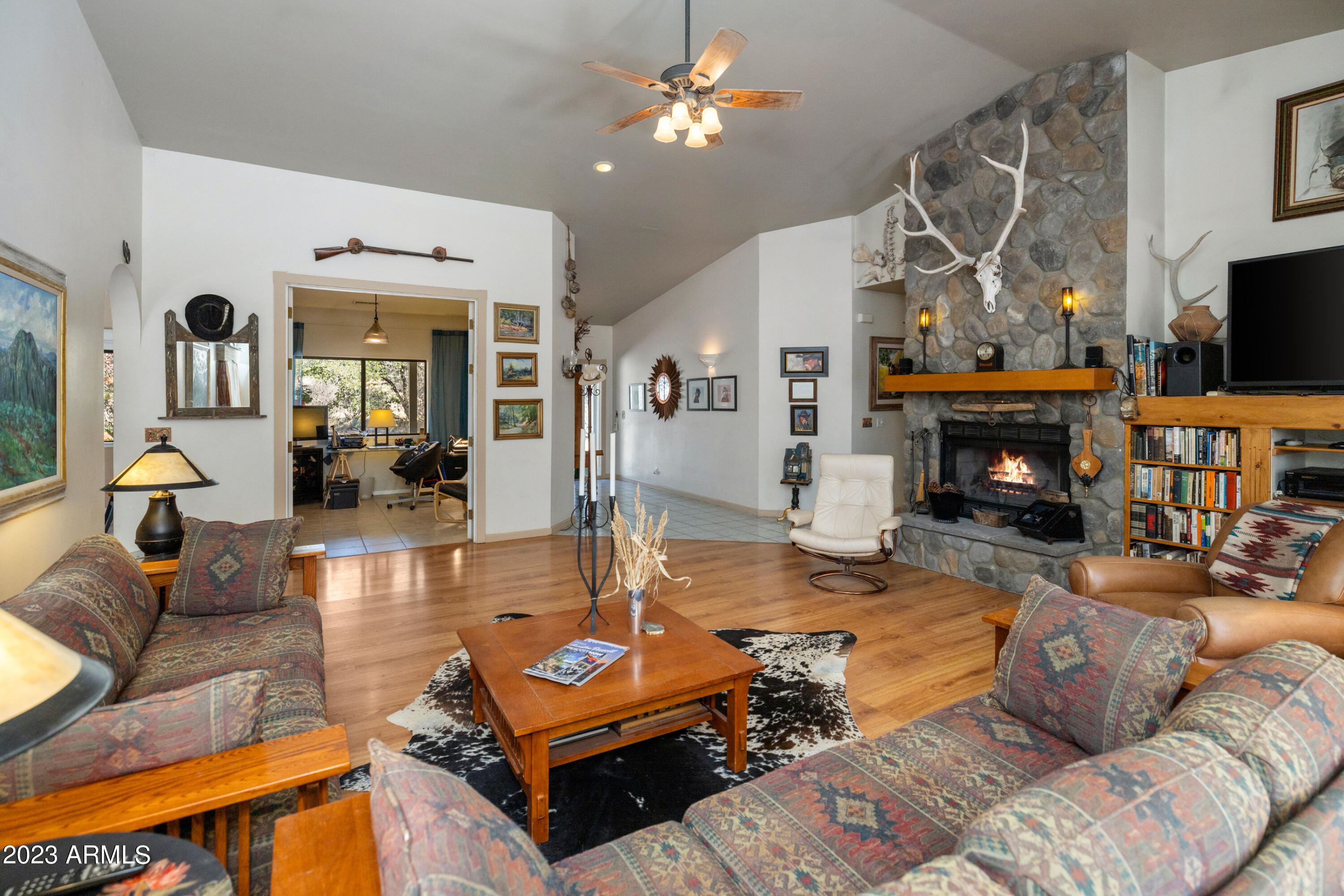 1155 West Oneal Road Prescott, AZ 86305 - Photo 12 of 51 012_Living Room