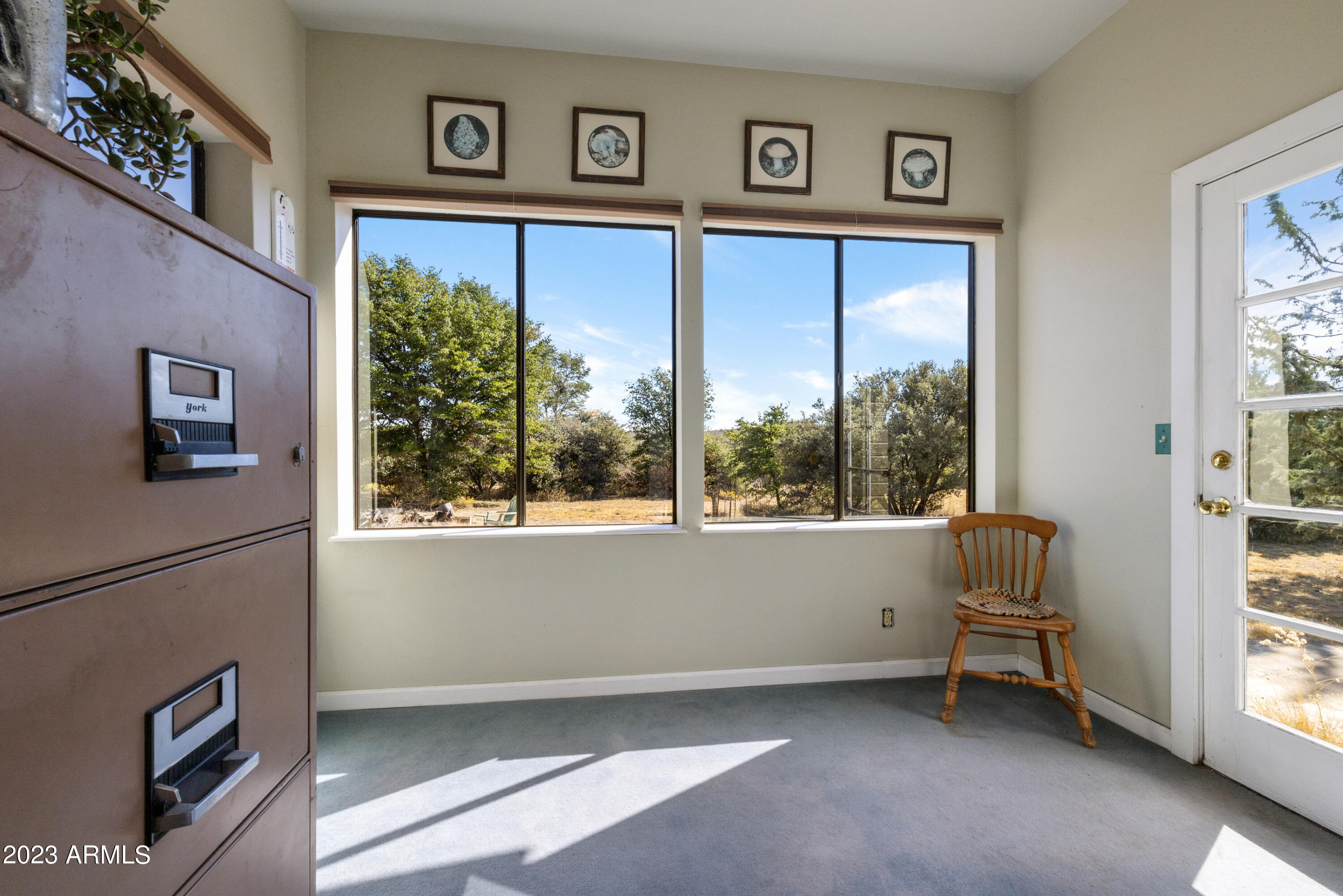 1155 West Oneal Road Prescott, AZ 86305 - Photo 31 of 51 027_Sun room