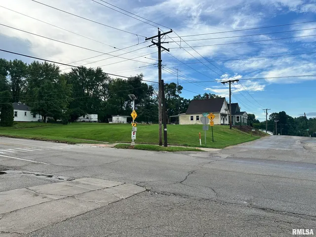 $21,000 | 159 North Ave F, Canton, IL 61520