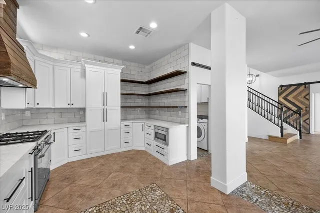 $4,774 | 6332 Peggotty Avenue, Las Vegas, NV 89130