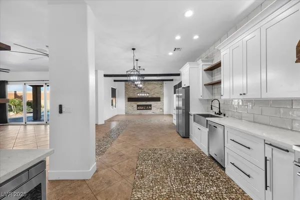 $4,674 | 6332 Peggotty Avenue, Las Vegas, NV 89130