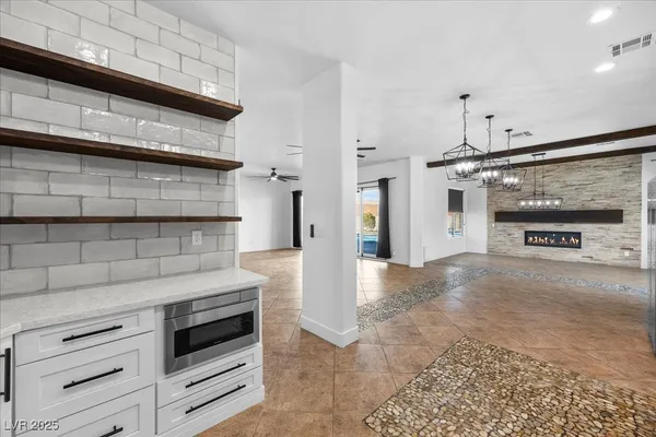 $4,450 | 6332 Peggotty Avenue, Las Vegas, NV 89130