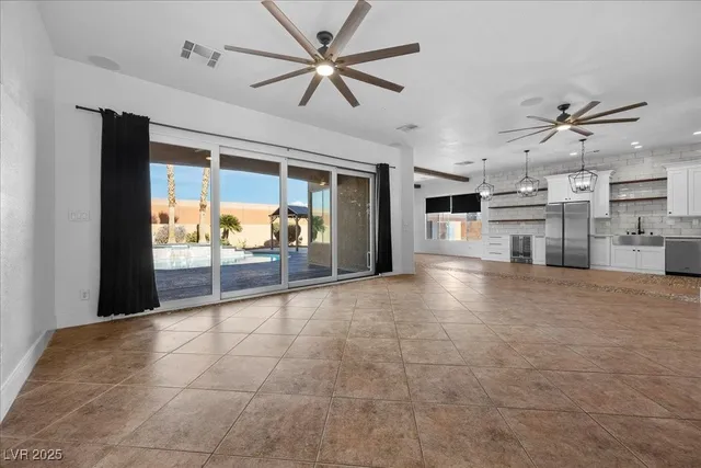 $4,774 | 6332 Peggotty Avenue, Las Vegas, NV 89130