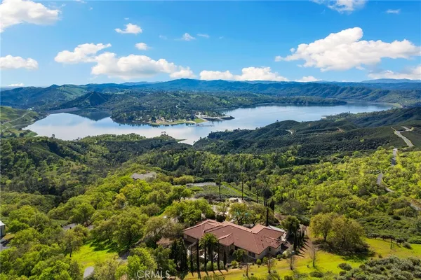 $1,825,000 | 1220 Skylar Lane, Lake Nacimiento, CA 93426