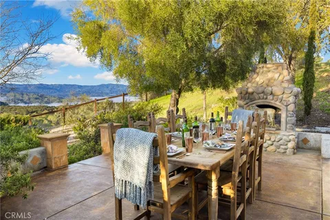 $1,825,000 | 1220 Skylar Lane, Lake Nacimiento, CA 93426