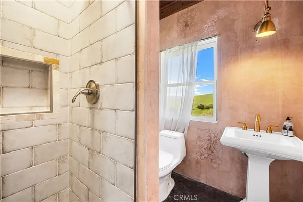 $1,825,000 | 1220 Skylar Lane, Lake Nacimiento, CA 93426