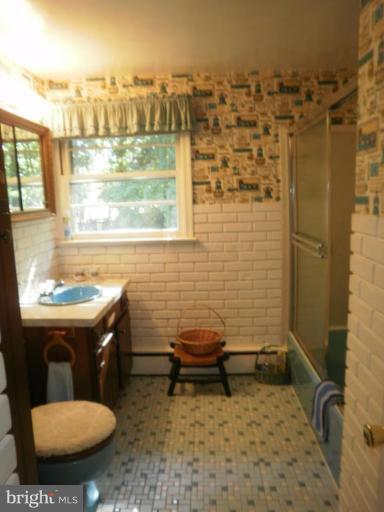 8012 Allentown Road Fort Washington, MD 20744 - Photo 5 of 20 Bath #1