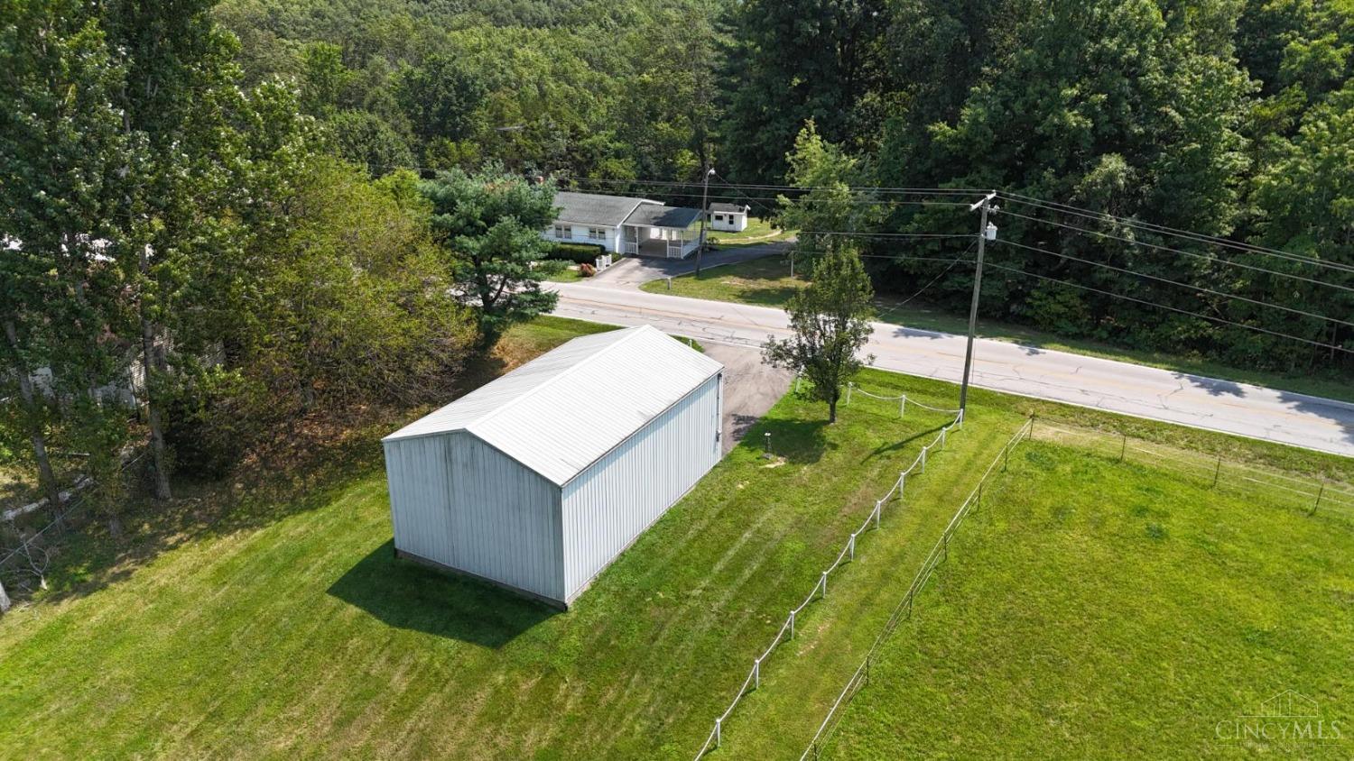 7996 Fair Ridge Road Hillsboro, OH 45133 - Photo 6 of 43