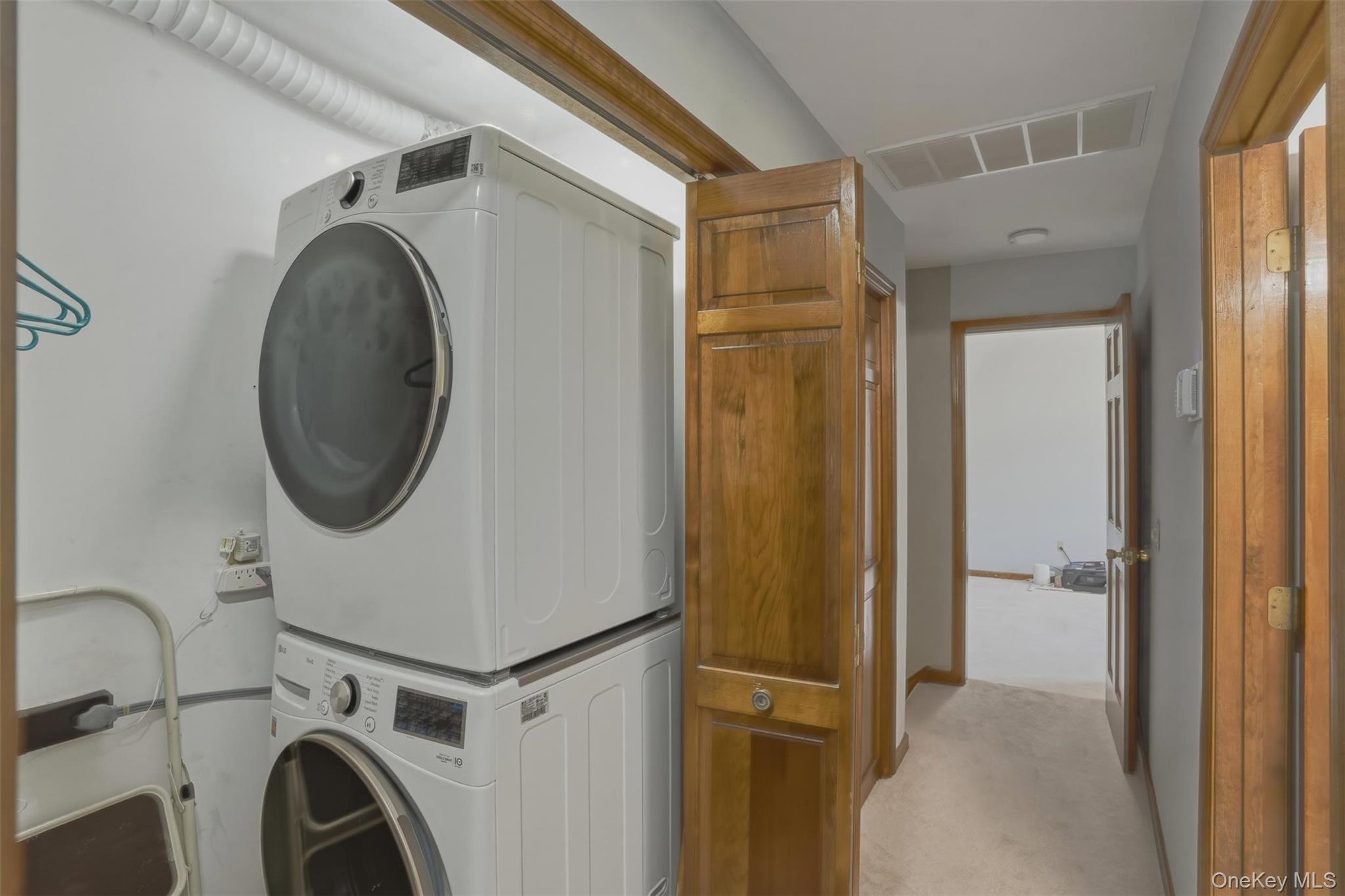 41 Saddle Ridge Drive Hopewell Junction, NY 12533 - Photo 36 of 50 Laundry